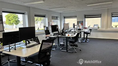 Pæne kontorer til lav pris og med mulighed for at leje lager til Pæne kontorer til lav pris og med mulighed for at leje lager til