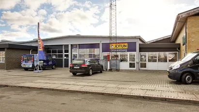 Lager, produktion og kontor med god beliggenhed.