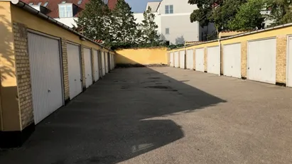 Garage Garage