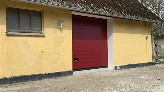 Lagerlokaler til leje i Helsinge - billede 1