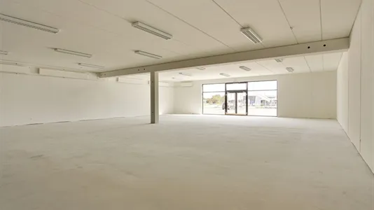 Lagerlokaler til leje i Hjørring - billede 1
