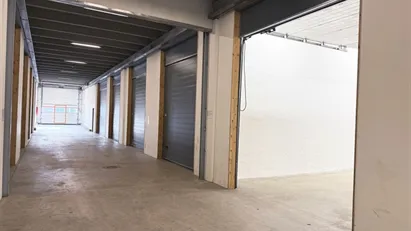 Attraktivt lagerlejemål på 35 m² med god loftshøjde – centralt i Ballerups erhvervsområde Attraktivt lagerlejemål på 35 m² med god loftshøjde – centralt i Ballerups erhvervsområde