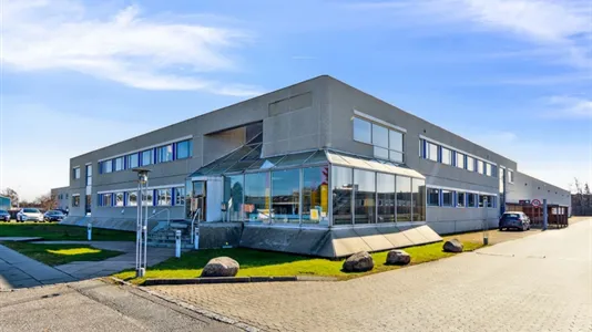 Lagerlokaler til leje i Kastrup - billede 1